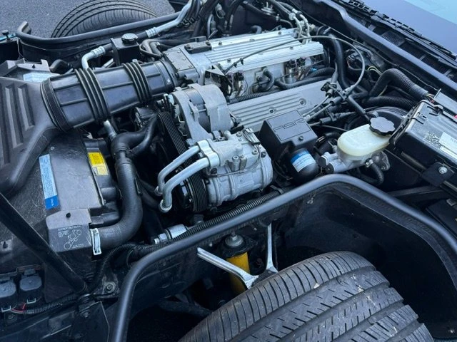1992 Chevrolet Corvette C4 - Image 17 of 19