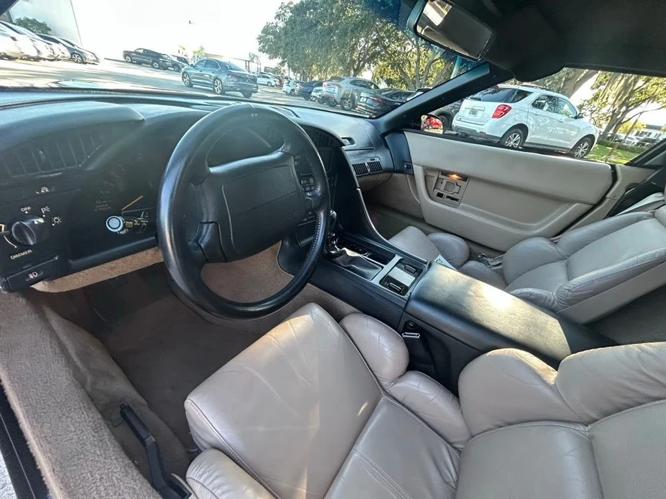 1992 Chevrolet Corvette C4 - Image 11 of 12