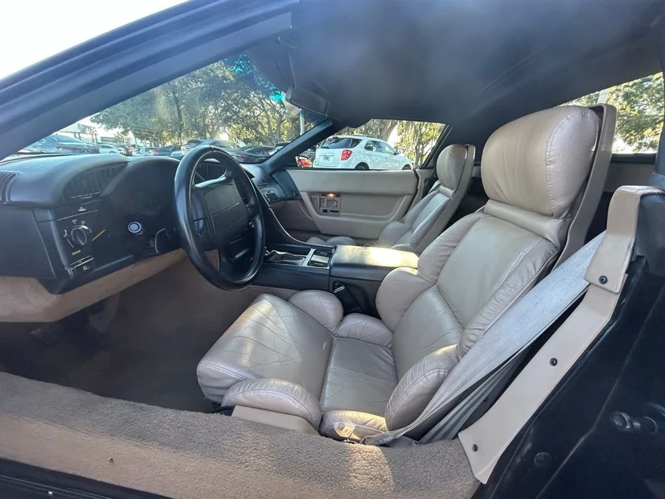 1992 Chevrolet Corvette C4 - Image 10 of 12