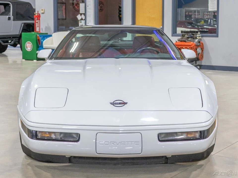 1992 Chevrolet Corvette C4 - Image 2 of 24