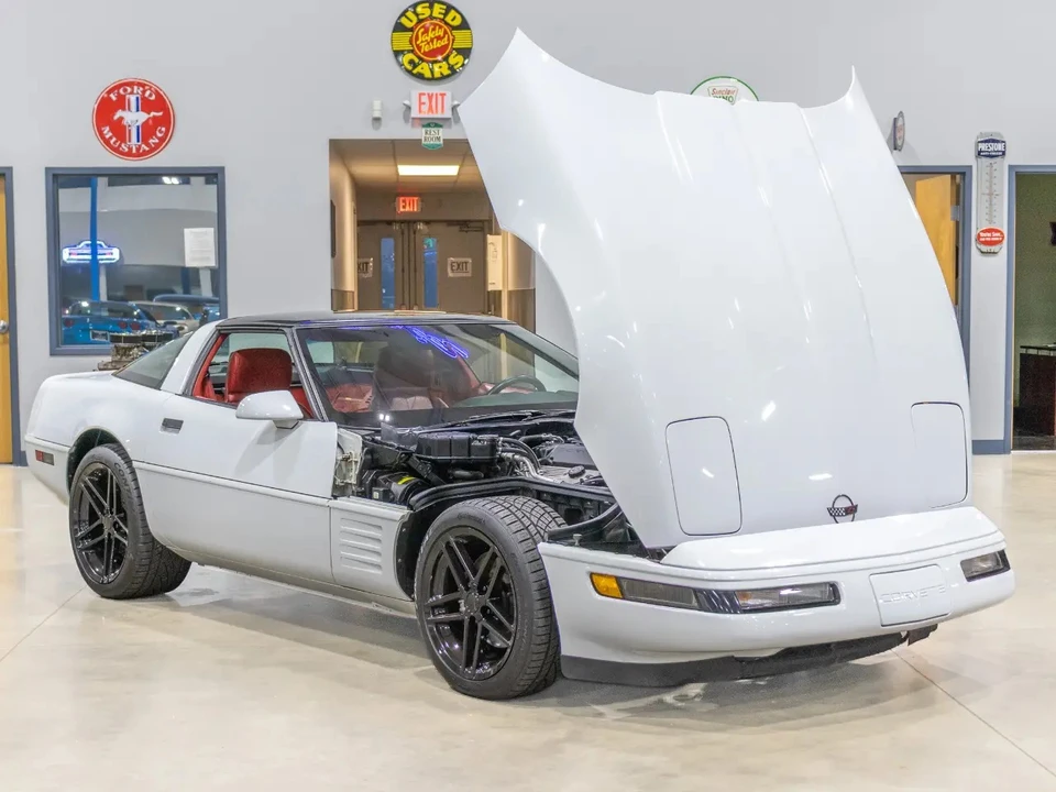 1992 Chevrolet Corvette C4 - Image 9 of 31