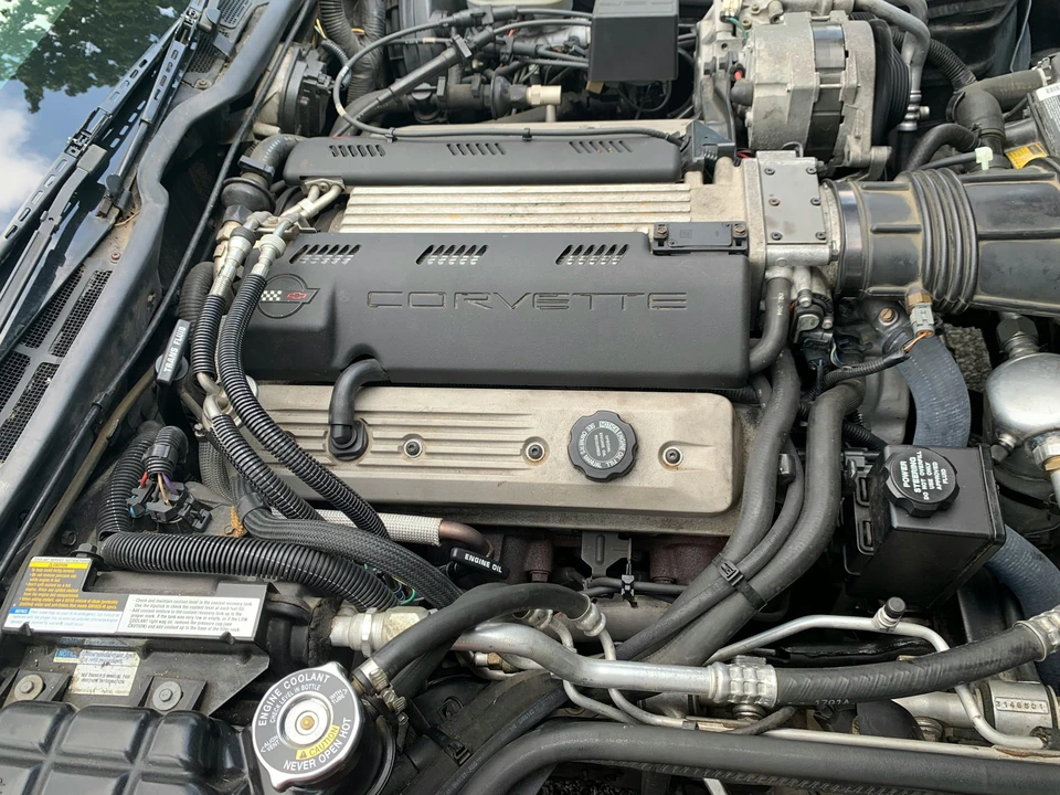 1992 Chevrolet Corvette C4 - Image 15 of 24