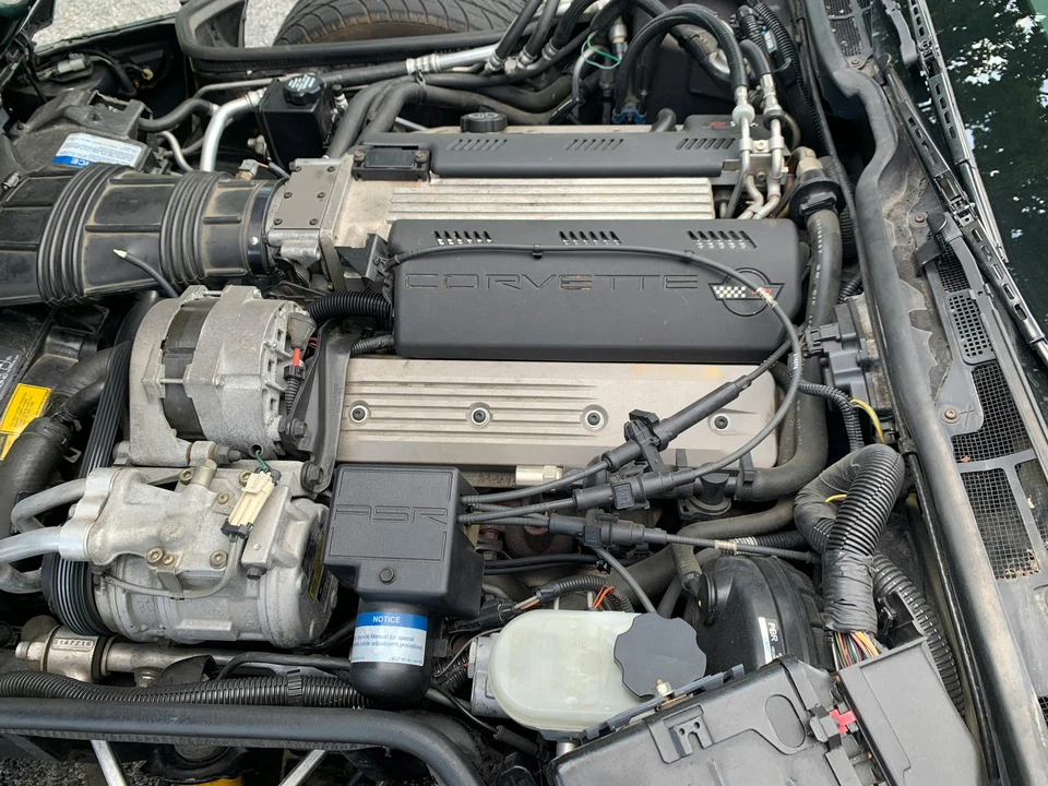 1992 Chevrolet Corvette C4 - Image 12 of 24