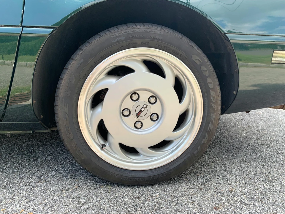 1992 Chevrolet Corvette C4 - Image 19 of 24