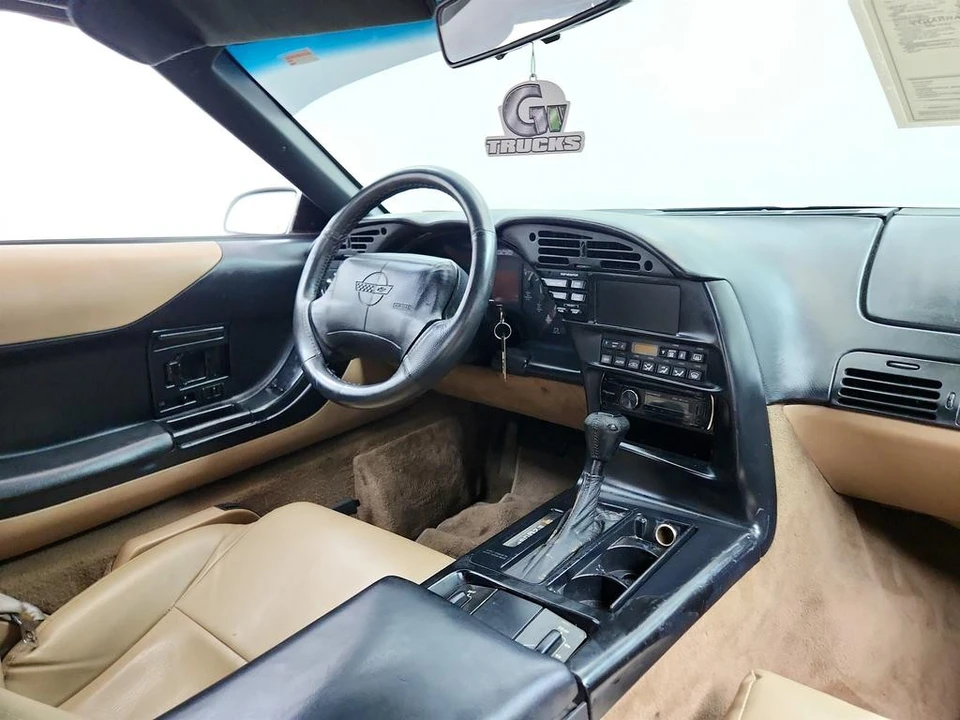1992 Chevrolet Corvette C4 - Image 20 of 31