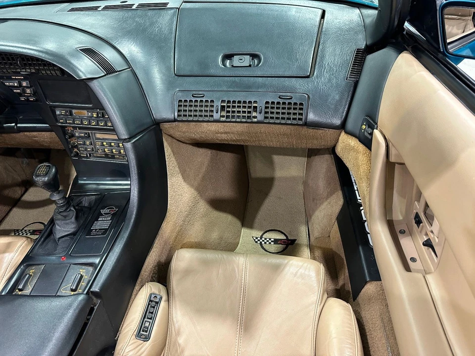 1992 Chevrolet Corvette C4 - Image 12 of 21