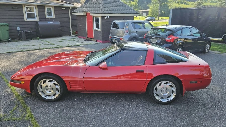1992 Chevrolet Corvette Callaway - Image 2 of 31
