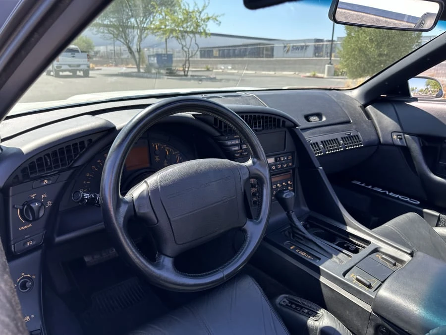 1992 Chevrolet Corvette C4 - Image 30 of 31