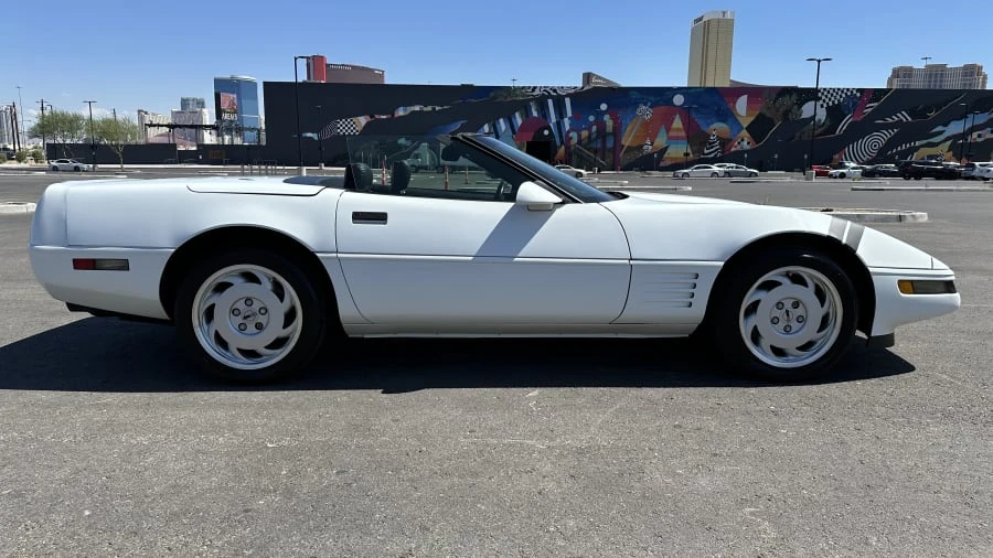 1992 Chevrolet Corvette C4 - Image 28 of 31