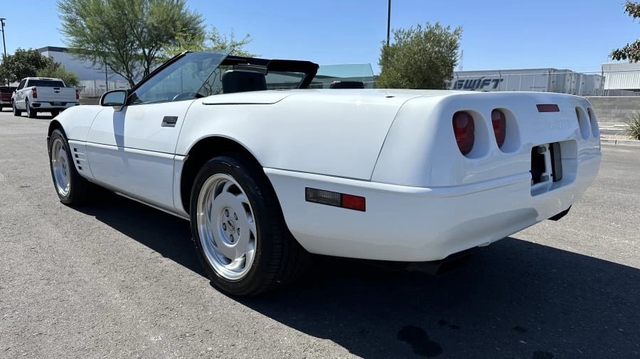 1992 Chevrolet Corvette C4 - Image 27 of 31