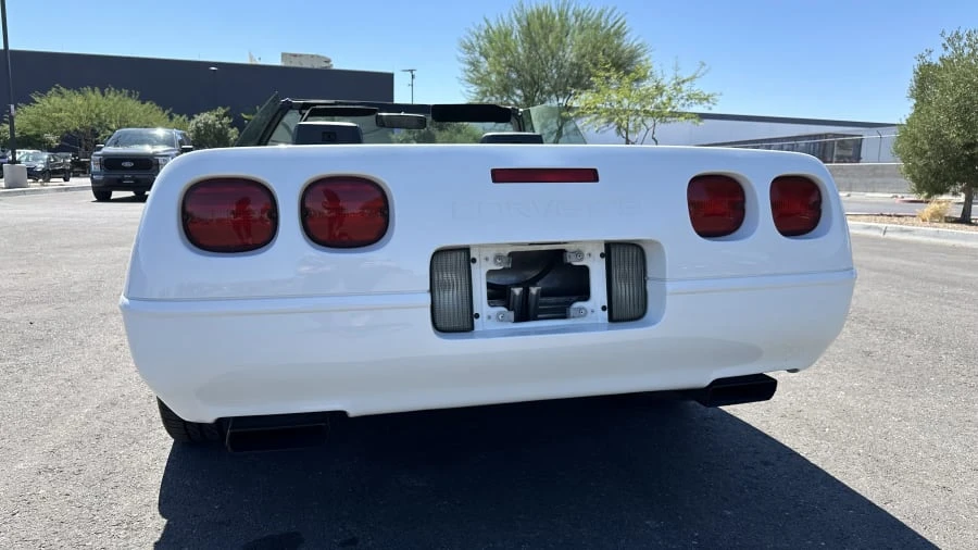 1992 Chevrolet Corvette C4 - Image 9 of 31