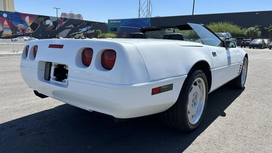 1992 Chevrolet Corvette C4 - Image 10 of 31