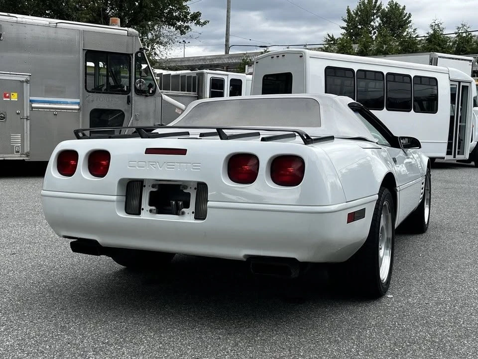 1992 Chevrolet Corvette C4 - Image 8 of 20