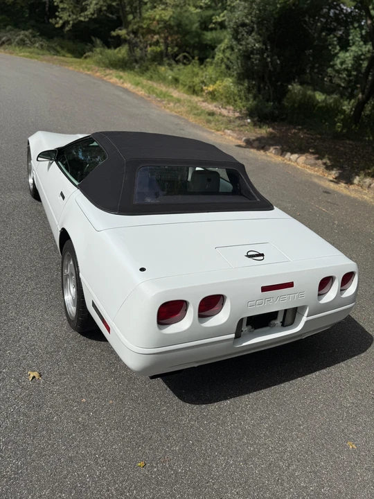 1992 Chevrolet Corvette C4 - Image 17 of 31