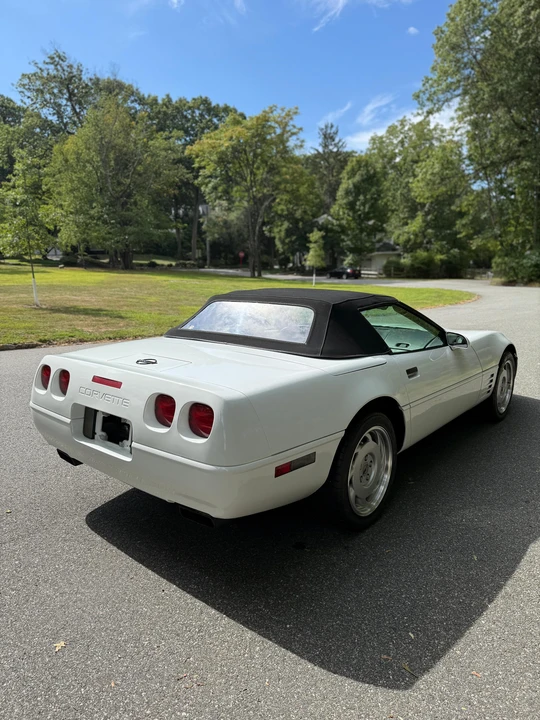 1992 Chevrolet Corvette C4 - Image 18 of 31