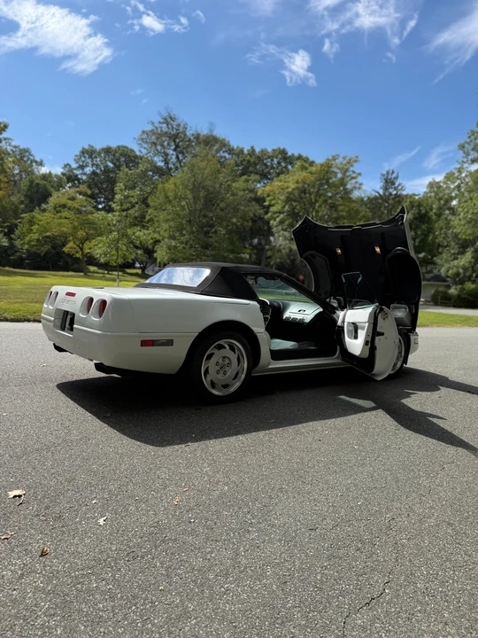 1992 Chevrolet Corvette C4 - Image 29 of 31