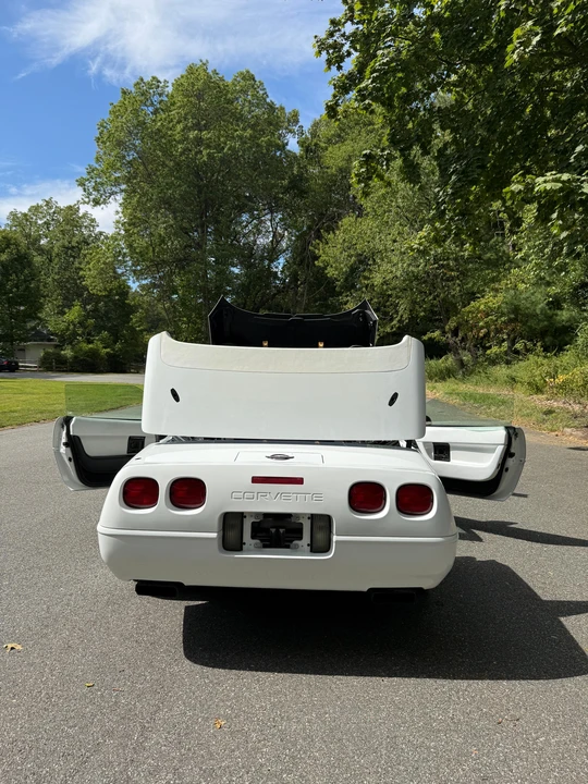 1992 Chevrolet Corvette C4 - Image 27 of 31