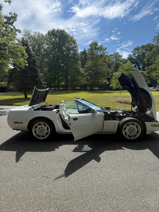 1992 Chevrolet Corvette C4 - Image 30 of 31