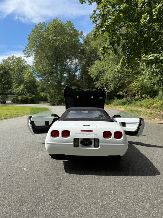 1992 Chevrolet Corvette C4 - Image 28 of 31