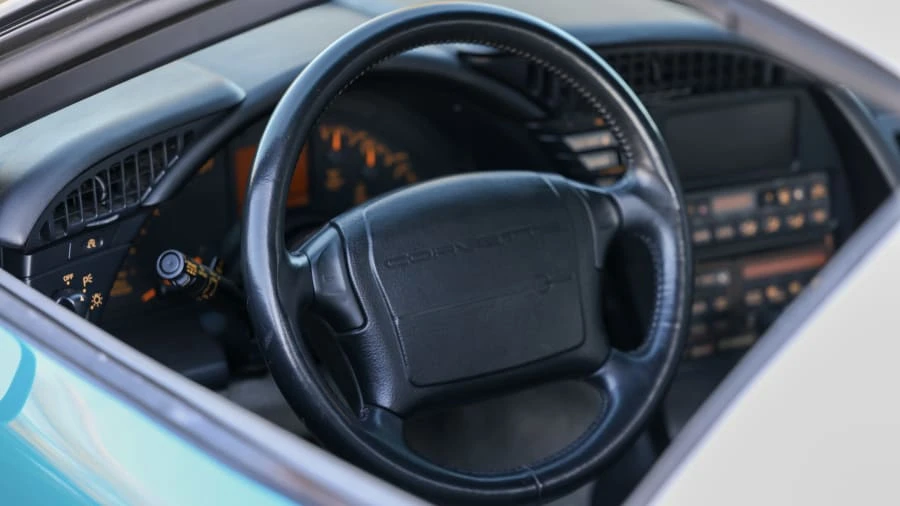 1992 Chevrolet Corvette C4 - Image 23 of 31