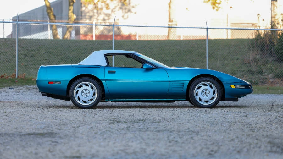 1992 Chevrolet Corvette C4 - Image 11 of 31