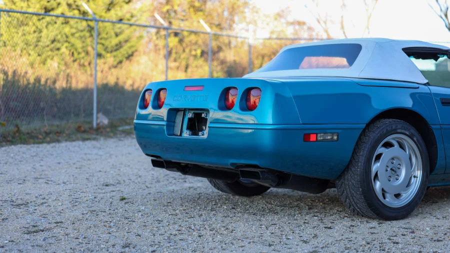 1992 Chevrolet Corvette C4 - Image 19 of 31