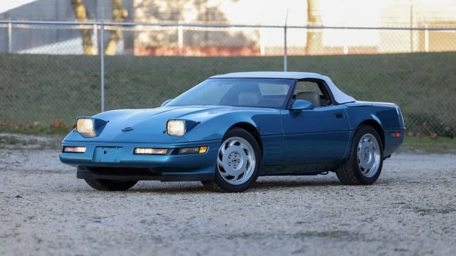 1992 Chevrolet Corvette C4 - Image 13 of 31
