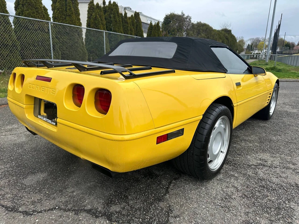 1992 Chevrolet Corvette C4 - Image 13 of 31