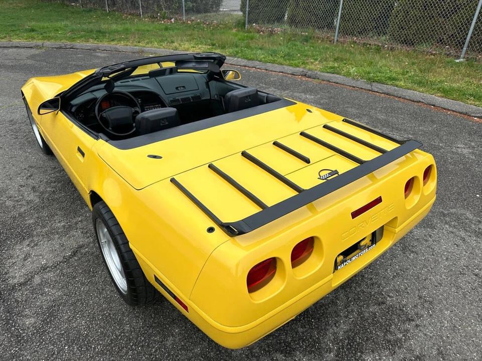 1992 Chevrolet Corvette C4 - Image 29 of 31