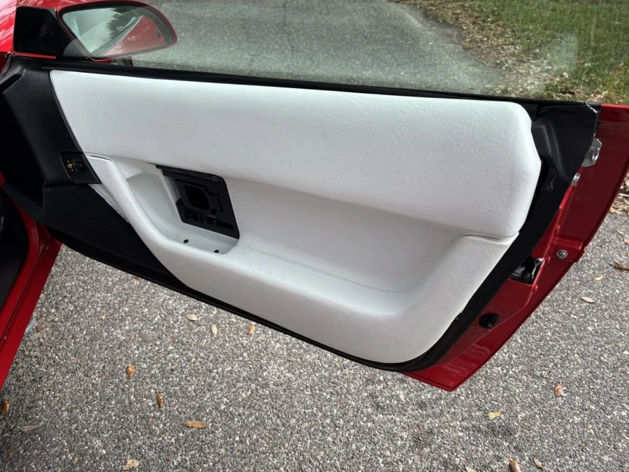 1992 Chevrolet Corvette C4 - Image 14 of 24
