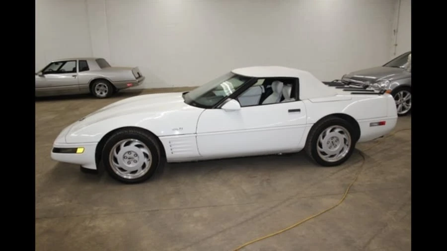 1992 Chevrolet Corvette C4 - Image 2 of 6