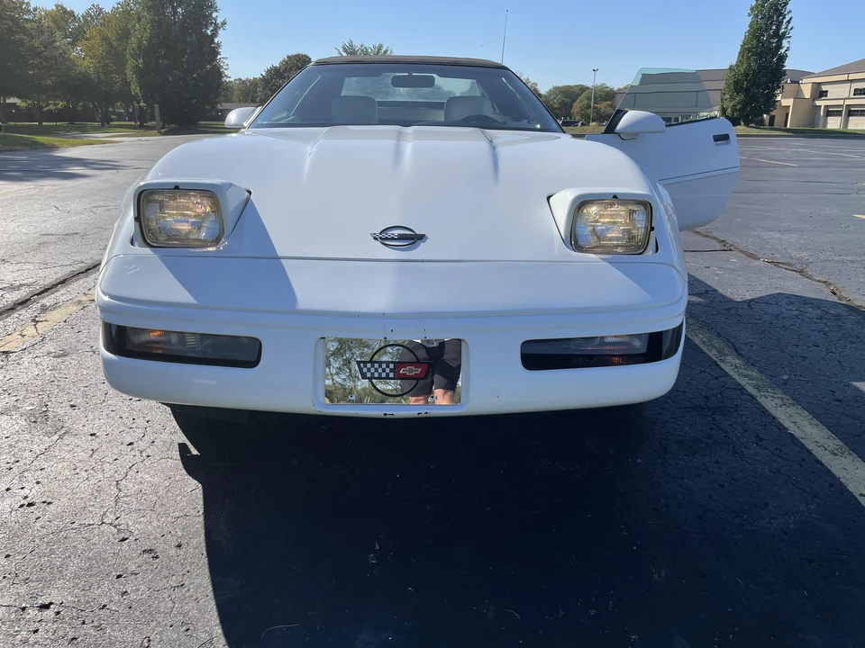 1992 Chevrolet Corvette C4 - Image 18 of 31