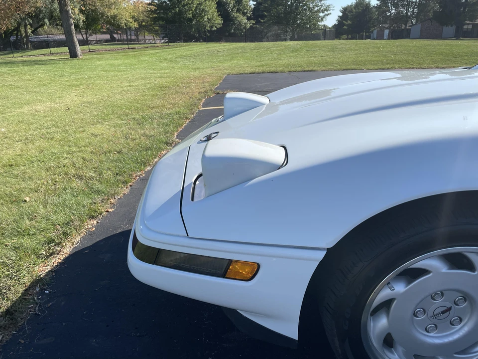 1992 Chevrolet Corvette C4 - Image 26 of 31