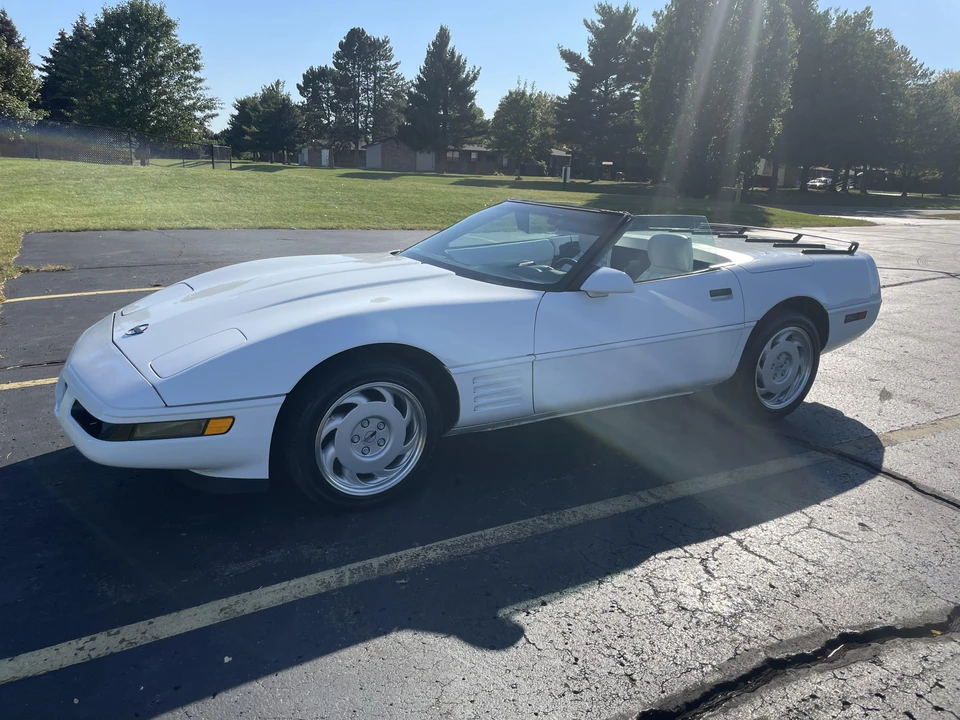 1992 Chevrolet Corvette C4 - Image 8 of 31