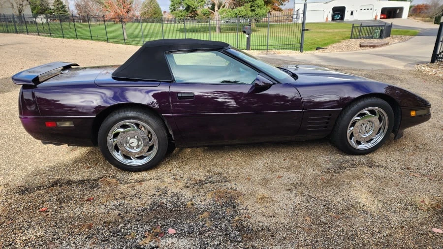 1992 Chevrolet Corvette C4 - Image 10 of 13