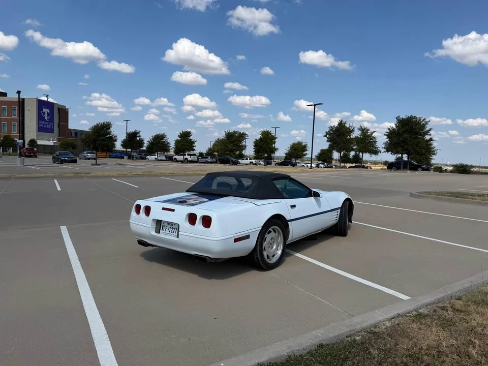1992 Chevrolet Corvette C4 - Image 2 of 10