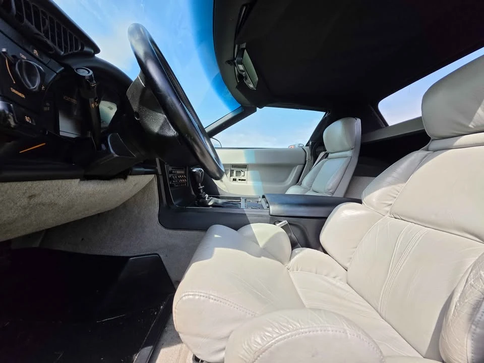 1992 Chevrolet Corvette C4 - Image 10 of 13