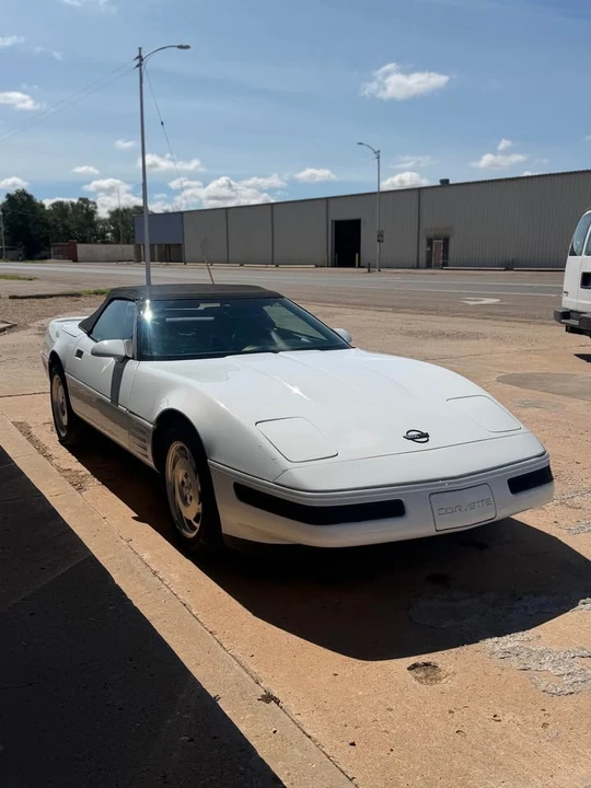 1992 Chevrolet Corvette C4 - Image 2 of 9