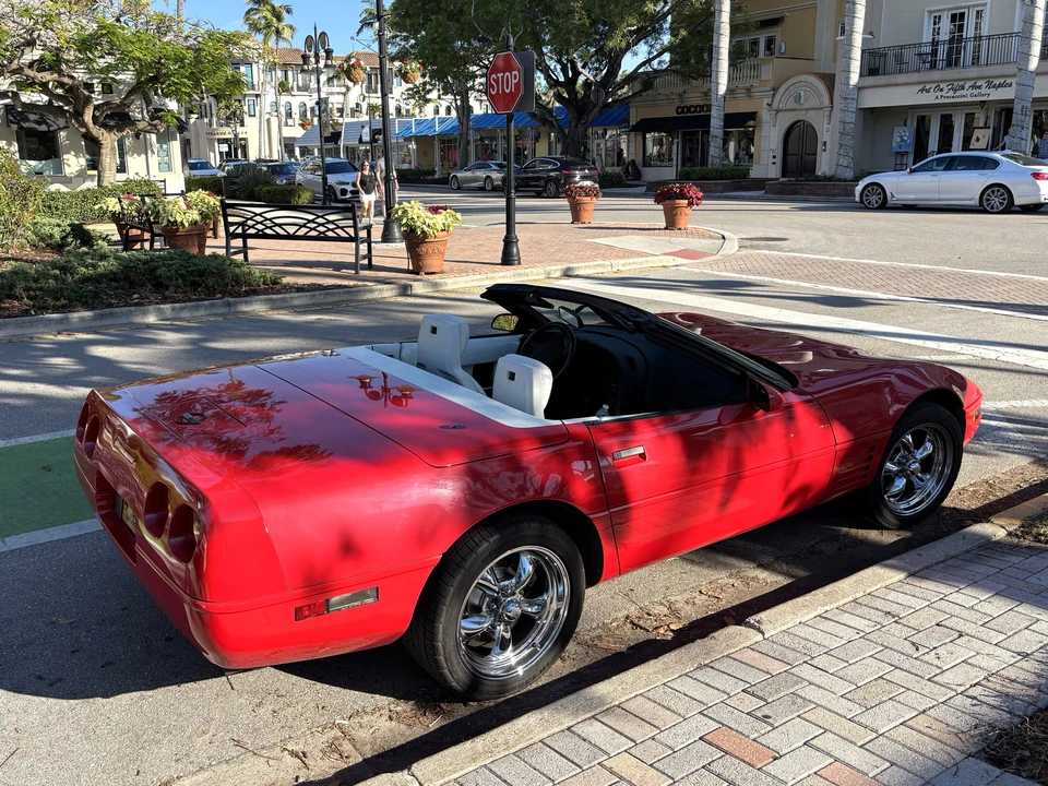 1992 Chevrolet Corvette C4 - Image 8 of 31