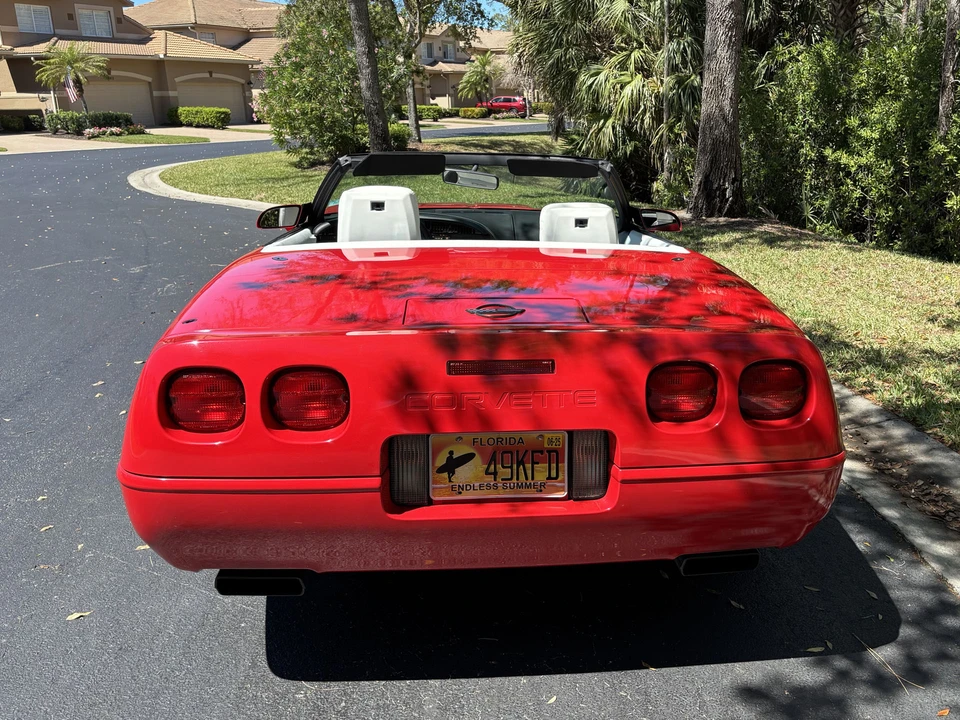1992 Chevrolet Corvette C4 - Image 11 of 31