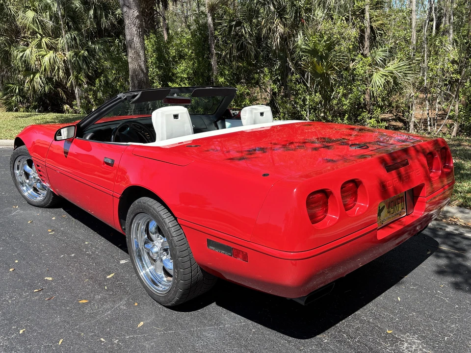 1992 Chevrolet Corvette C4 - Image 13 of 31