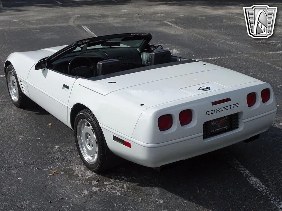 1992 Chevrolet Corvette C4 - Image 15 of 21