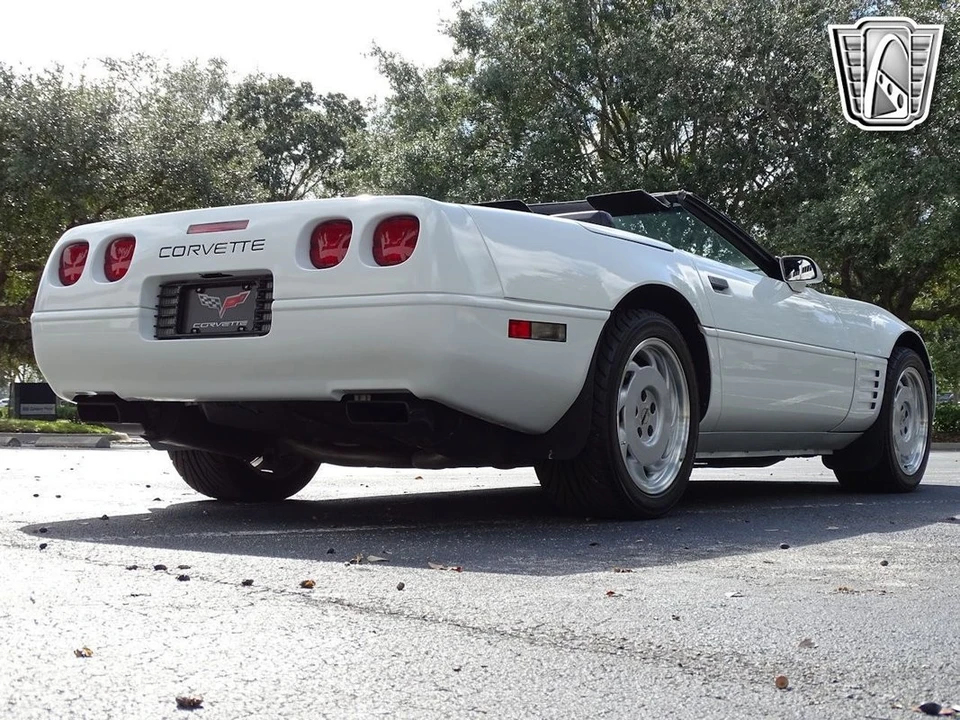 1992 Chevrolet Corvette C4 - Image 16 of 21