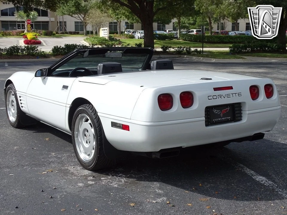 1992 Chevrolet Corvette C4 - Image 14 of 21