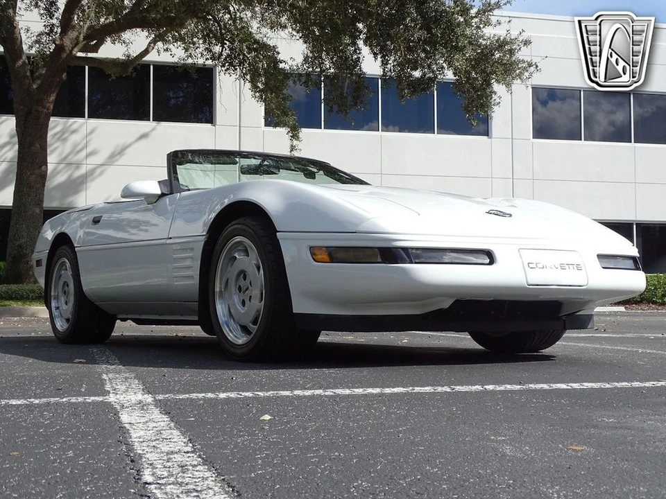 1992 Chevrolet Corvette C4 - Image 19 of 21