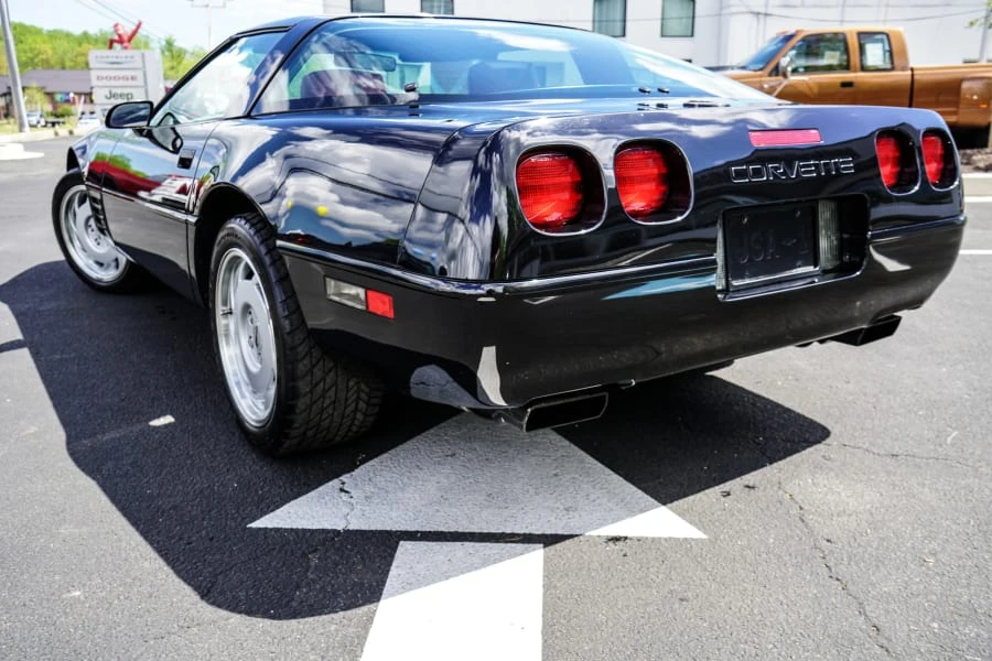 1992 Chevrolet Corvette C4 - Image 8 of 30