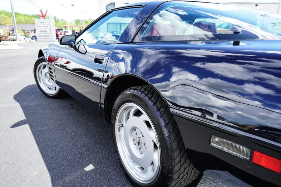 1992 Chevrolet Corvette C4 - Image 14 of 30