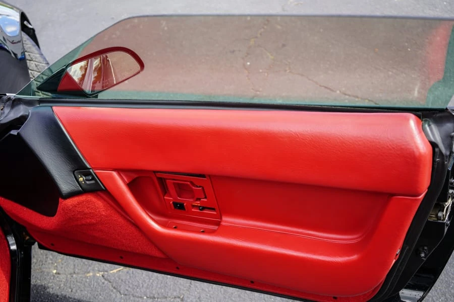 1992 Chevrolet Corvette C4 - Image 22 of 30