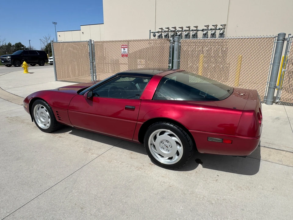 1992 Chevrolet Corvette C4 - Image 12 of 31
