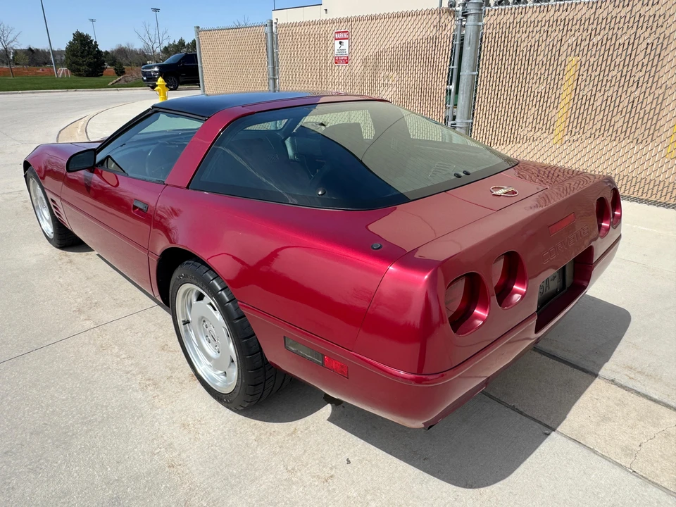 1992 Chevrolet Corvette C4 - Image 13 of 31